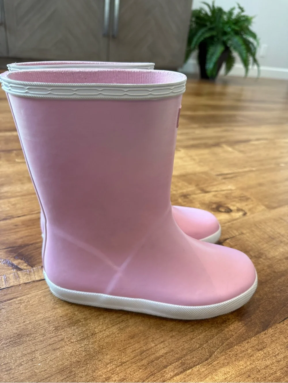 Hunter Kids First Nebula Rain Boot in Iridescent Pink with White Trim